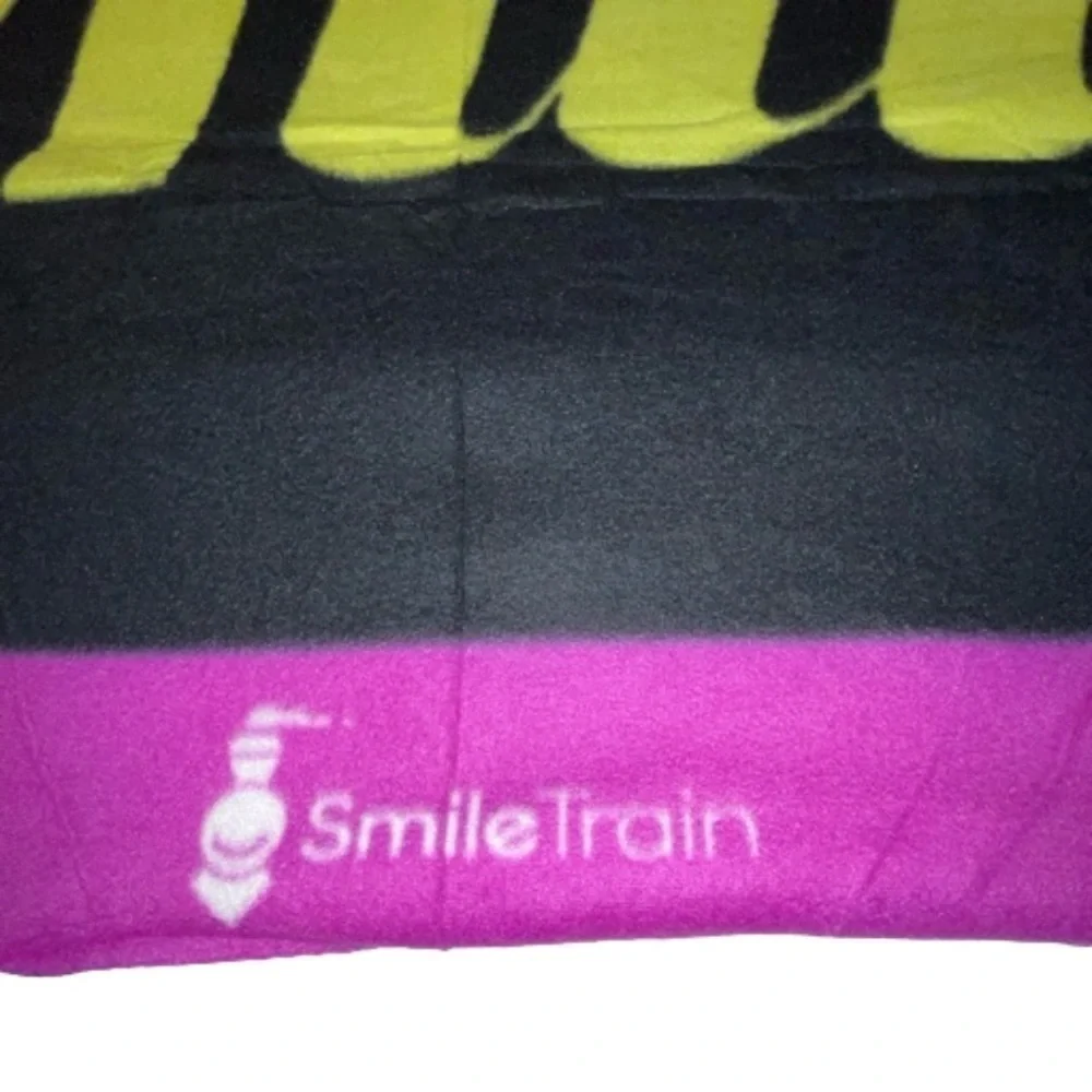 Summer Fun Summer Smiles Give Smiles Throw/Beach Towel by Smile Train Swim